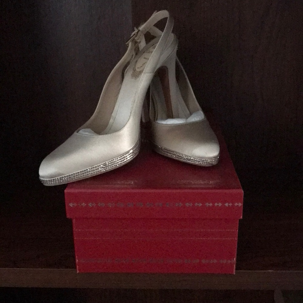 Rene Caovilla Satin Rhinestone embellished pump